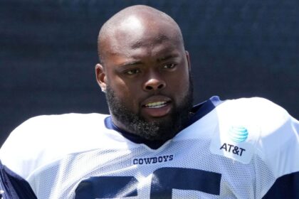 Rob Jones, Guardia de los Cowboys, Sufre Fractura en el Cuello; Baja 2-3 Meses
