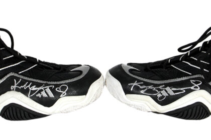 Zapatillas Adidas de debut de Kobe Bryant con Lakers alcanzan $240,000 en subasta