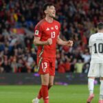 Wrexham apunta a Kieffer Moore: El delantero galés en la mira del club