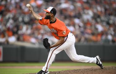 Azulejos se refuerzan: Adquieren a Seranthony Domínguez desde Orioles