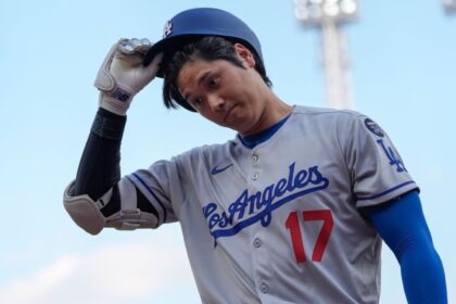 Ohtani, estrella de los Dodgers, registra inusual récord de ponches en inicio
