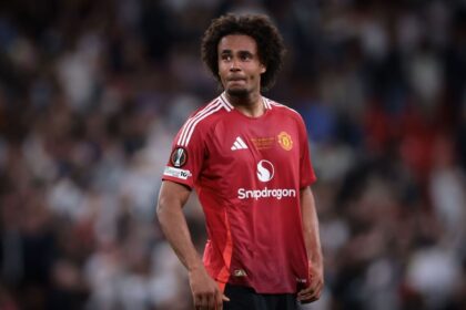 Zirkzee no teme competencia: Manchester United busca delanteros, él confía