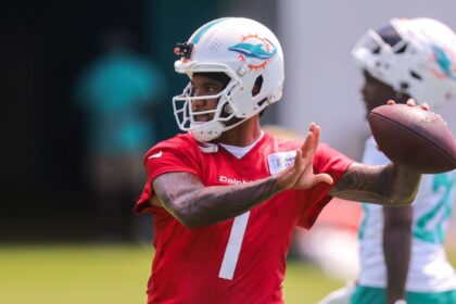 Tua Tagovailoa Desea Jugar Pretemporada con Dolphins: "No Soy Demasiado Cool"