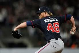 Kimbrel Refuerza Bullpen Astros: Refuerzo de Lujo para la Temporada 2025