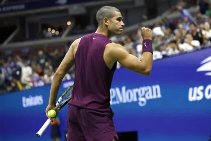 Alcaraz Debuta con Poder en US Open 2025: Vence a Opelka y Avanza