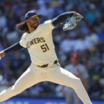 Peralta, Chapman e Iglesias Dominan: Premios a Lanzadores en MLB Agosto