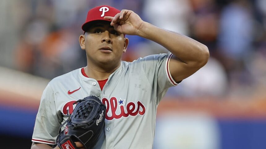Suárez domina y Filis aseguran serie crucial ante Cerveceros en Milwaukee