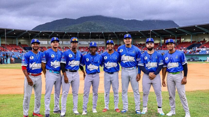 Atléticos y Mineros aseguran Round Robin en Liga de Béisbol Verano 2025