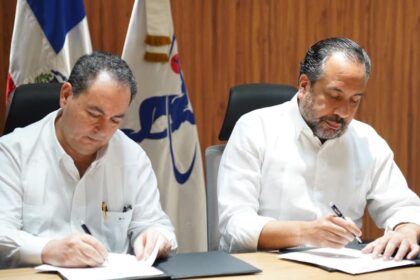 INEFI y SNS blindan salud de atletas en Juegos Escolares San Francisco 2025