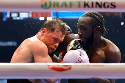 Crawford Destrona a Canelo y Encabeza Ranking Pound for Pound
