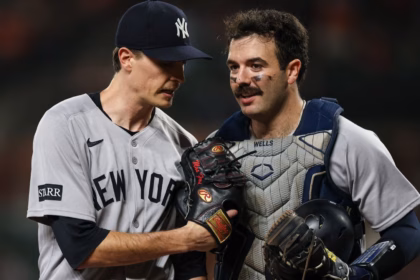 Fried domina: 13 K's impulsan a Yankees en carrera por playoffs
