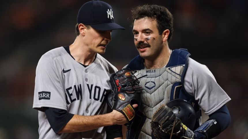 Fried domina: 13 K's impulsan a Yankees en carrera por playoffs