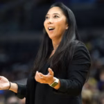 Natalie Nakase, Entrenadora Valkyries, Gana el COY en Histórico Debut WNBA