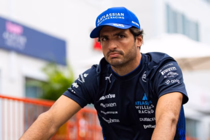 Sainz pide árbitros permanentes en F1: Busca mayor consistencia en decisiones