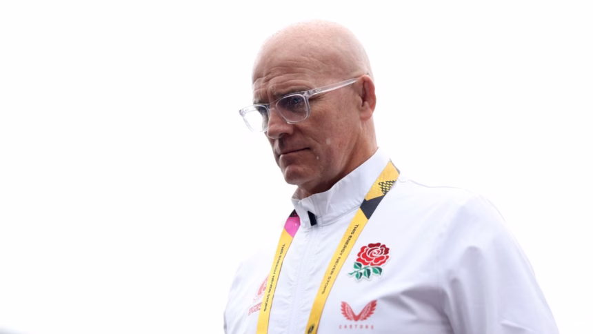 Mitchell desafía críticas: Inglaterra enfocada en su juego de rugby en semifinal