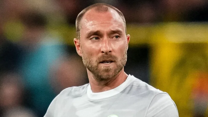 Eriksen critica a leyendas del Man United: "Opiniones negativas no ayudan"