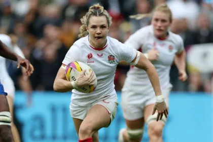 Inglaterra Sufre, Vence a Francia y Va a la Final del Mundial Femenino de Rugby