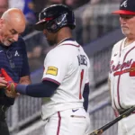 Ozzie Albies, Estrella de los Braves, Sufre Fractura en Mano