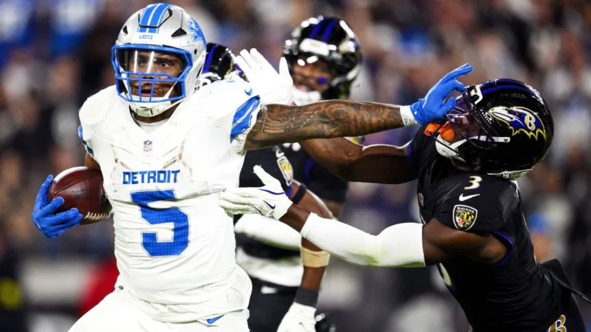 Lions aplastan a Ravens: Ofensiva terrestre y presión imparable.