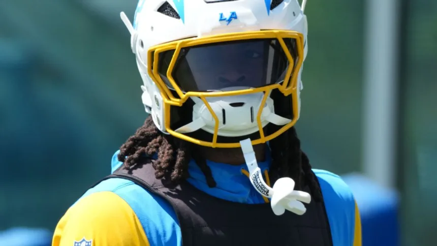 Chargers Pierden a Najee Harris por Rotura de Tendón de Aquiles: Fuera Toda la Temporada