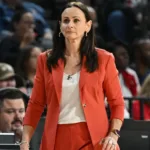 Liberty: Sandy Brondello deja el banquillo tras fracaso en playoffs WNBA