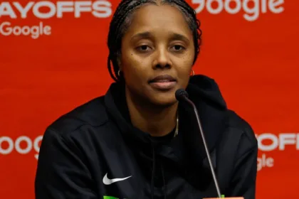 Storm Busca Nueva Era: Cambio de Coach Tras Eliminación WNBA