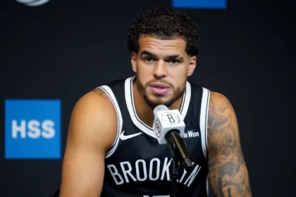 Porter se Adapta a Brooklyn: Reencuentro con el Coach y Nuevo Rol