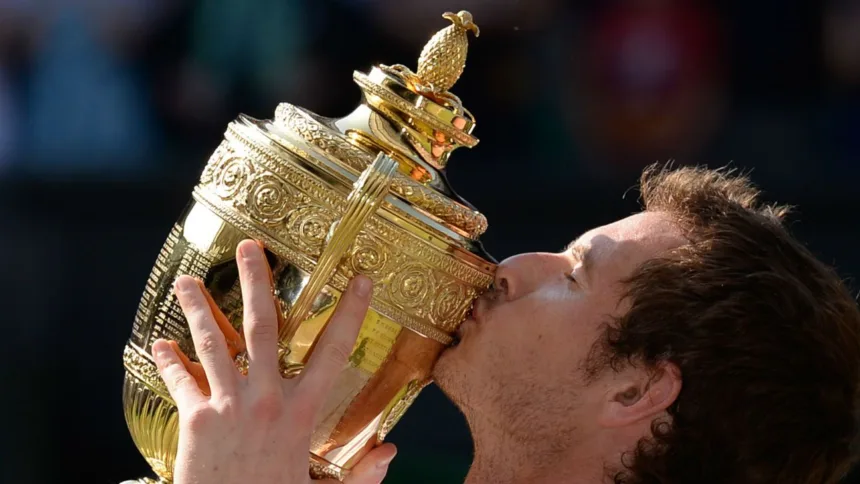 Raqueta de Andy Murray en Wimbledon 2013 alcanza cifra récord en subasta