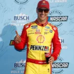 Logano en la Pole: Ford Domina Clasificación en New Hampshire