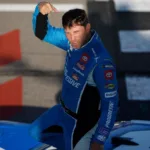 Hamlin Gana en Gateway y Avanza a Playoffs NASCAR: Victoria Impecable