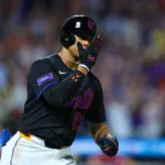 Soto Conecta Jonrón 43, Mets Pierden ante Cachorros; Playoffs en Juego