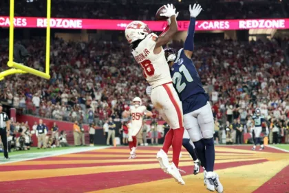 Harrison Jr. Resurge: TD en el 4to Cuarto Impulsa a Cardinals Ante Seahawks