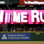 Raleigh conoce a fan que regaló jonrón 60 al niño: Acto de bondad en Mariners