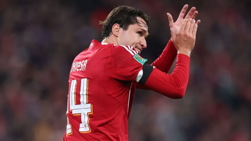 Chiesa Busca Redención en Liverpool: ¿La Champions su Despegue?