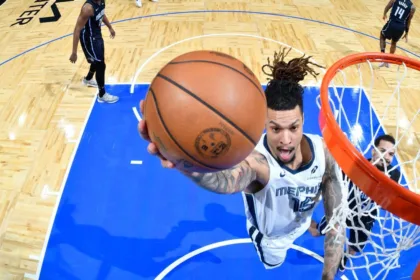 Brandon Clarke, Grizzlies: Cirugía de Rodilla y Baja Temporal