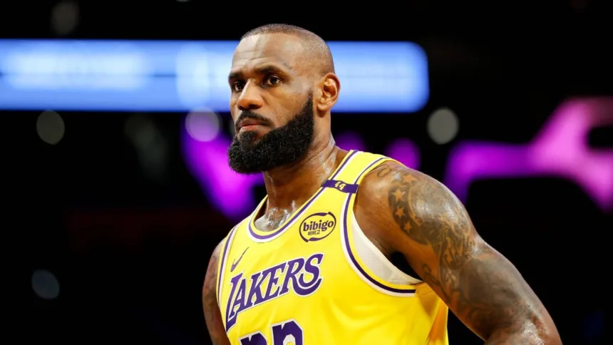 LeBron James: Futuro incierto en Lakers, Redick Asegurado
