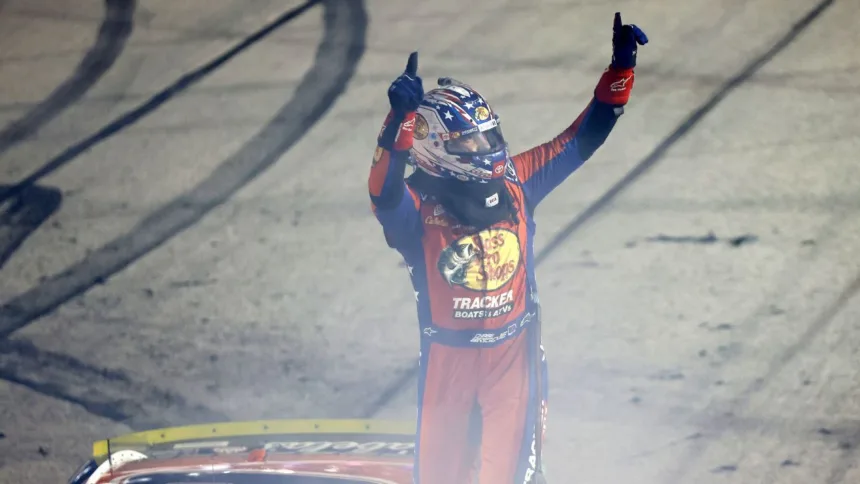 Briscoe Siente Pertenencia en NASCAR: Doble Victoria lo Confirma