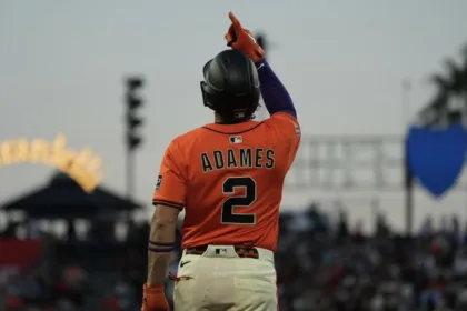 Adames hace historia: Primer dominicano gana el Premio Willie Mac con Gigantes