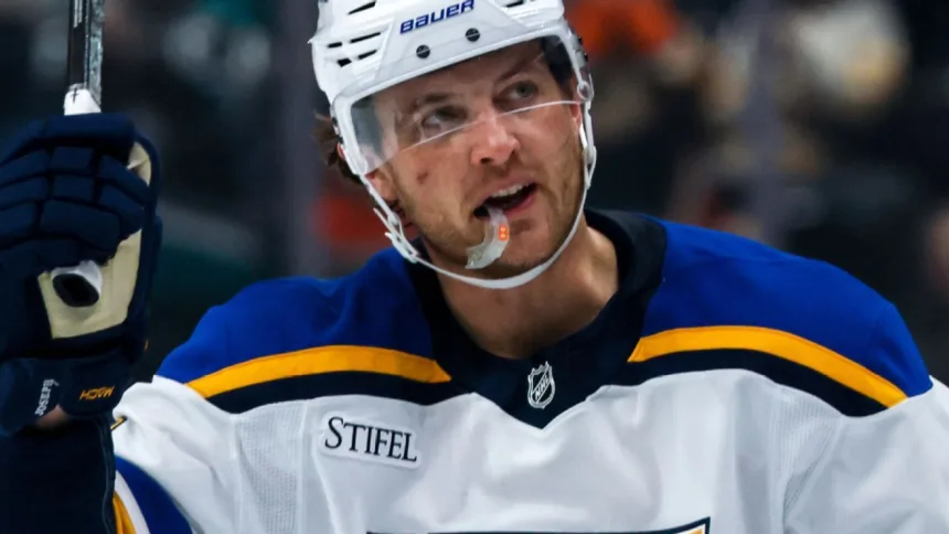 Blues Aseguran a Cam Fowler: Extensión por 3 Años y $18.3 Millones