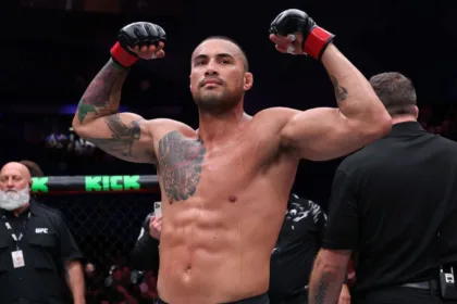 Ulberg noquea a Reyes: Demostración de poder y busca título UFC