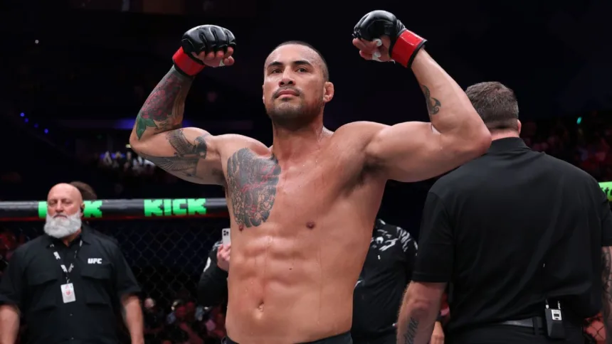 Ulberg noquea a Reyes: Demostración de poder y busca título UFC