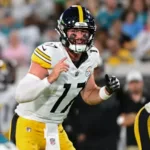 Skylar Thompson, Steelers, lesionado en Dublín antes del histórico juego NFL