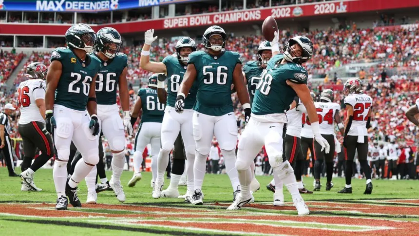 Eagles Sorprenden: Tush Push con Toques Innovadores vs Buccaneers