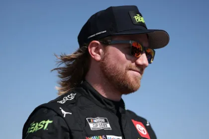 Hijo de Tyler Reddick (NASCAR) en UCI: Preocupación por su salud