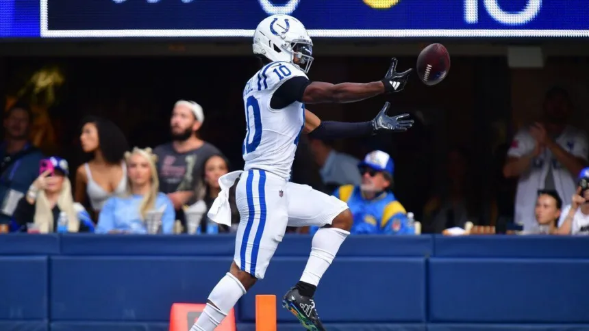 Colts: Adonai Mitchell, Fumble Costoso y Penalización Crucial en Derrota