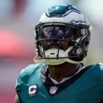 Brown quiere seguir en Eagles: Sirianni responde a tweet del receptor.