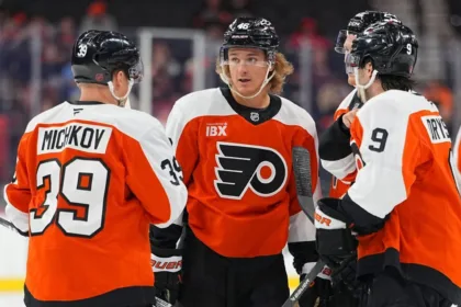 Zegras Busca Revivir Magia en Flyers: ¿Podrá el Ex-Ducks Recuperar su Juego?