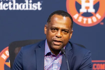 Astros: GM Confirma a Espada como Mánager para 2026 y Planea Reforzar el Roster