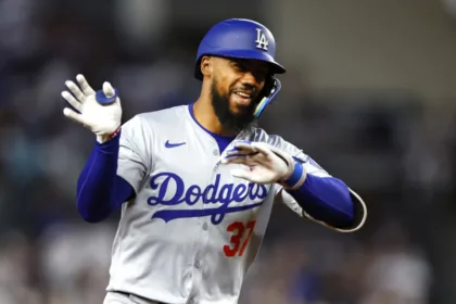 Teoscar Hernández: Racha de Hits Histórica en Playoffs y Dodgers a la SDLN