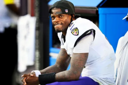 Ravens: Lamar Jackson y Kyle Hamilton, ausentes por lesión; Preocupación crece